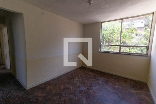 Apartamento à venda com 2 quartos, 53m² em Santa Rosa, Niterói