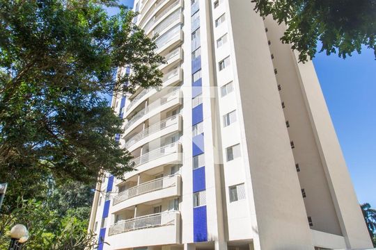 Fachada de apartamento à venda com 3 quartos, 105m² em Tamboré, Santana de Parnaíba
