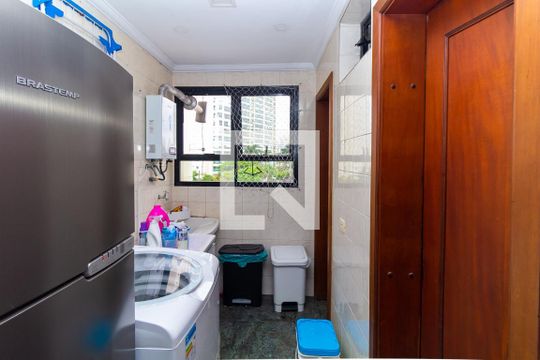 Área de Serviço de apartamento para alugar com 4 quartos, 197m² em Jardim Avelino, São Paulo