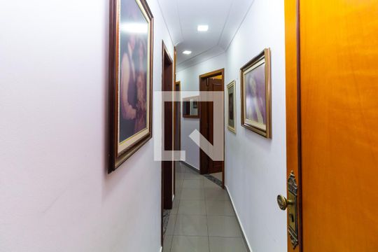 Corredor dos Quartos de apartamento para alugar com 4 quartos, 197m² em Jardim Avelino, São Paulo