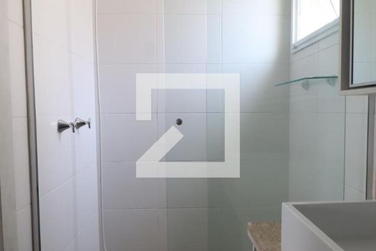 Banheiro da Suíte de apartamento à venda com 2 quartos, 72m² em Marechal Rondon, Canoas