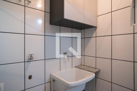 Área de serviço de apartamento para alugar com 2 quartos, 65m² em Olímpico, São Caetano do Sul