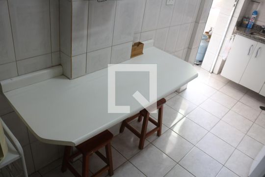 Cozinha de apartamento à venda com 2 quartos, 70m² em Nova Gerty, São Caetano do Sul