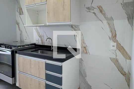 Cozinha de apartamento à venda com 2 quartos, 118m² em Vila Barros, Barueri