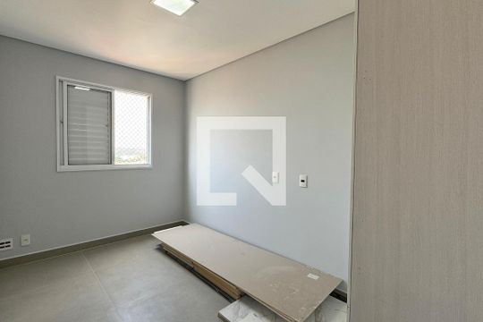 Quarto 2 de apartamento à venda com 2 quartos, 118m² em Vila Barros, Barueri