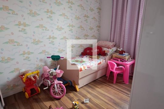 Quarto de apartamento para alugar com 2 quartos, 42m² em Jardim do Lago, Osasco