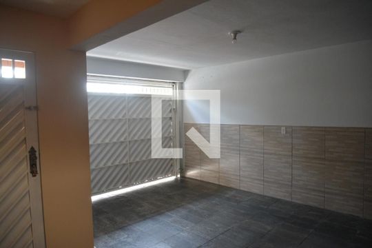 Garagem de casa à venda com 3 quartos, 211m² em Jardim Las Vegas, Santo André