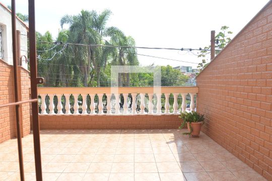 Varanda da Sala de casa à venda com 3 quartos, 211m² em Jardim Las Vegas, Santo André