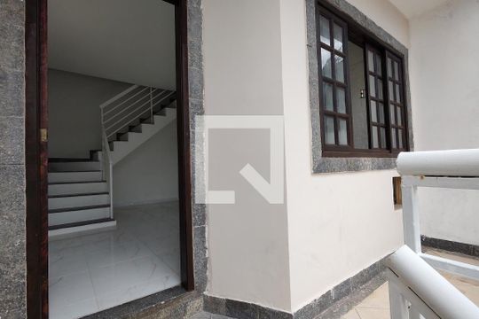 Fachada da casa de casa de condomínio para alugar com 4 quartos, 250m² em Pechincha, Rio de Janeiro