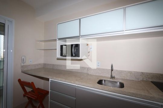 Cozinha de kitnet/studio para alugar com 1 quarto, 33m² em Vila Prudente, São Paulo