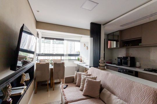 Sala de apartamento à venda com 2 quartos, 40m² em Campestre, Santo André