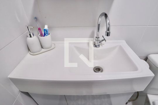 Banheiro de apartamento para alugar com 2 quartos, 40m² em Mooca, São Paulo
