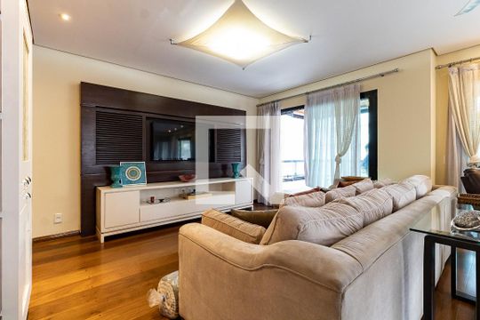 Sala de apartamento para alugar com 4 quartos, 210m² em Aclimação, São Paulo