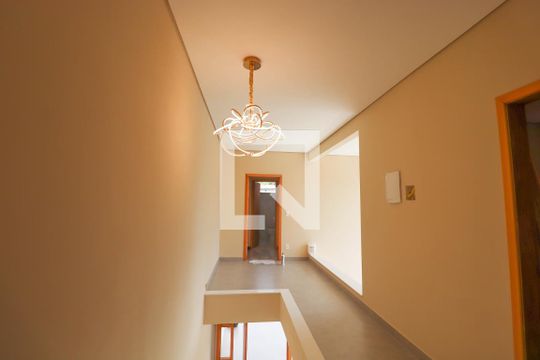 Corredor de casa à venda com 3 quartos, 168m² em Paraíso, São Paulo