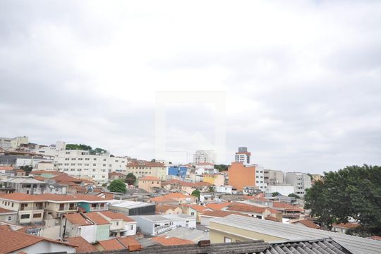 Vista da Sala/Quarto de casa para alugar com 1 quarto, 30m² em Vila Isolina Mazzei, São Paulo