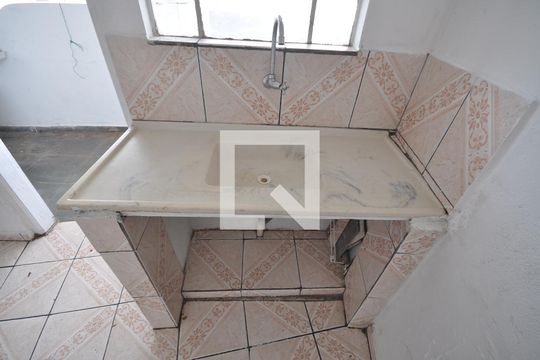 Cozinha de casa para alugar com 1 quarto, 30m² em Vila Isolina Mazzei, São Paulo