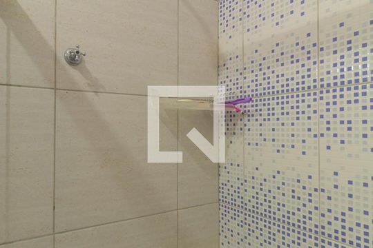 Banheiro de casa para alugar com 2 quartos, 57m² em Igara, Canoas