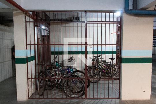 ÁREA COMUM - BICICLETÁRIO de apartamento à venda com 3 quartos, 114m² em Centro, Campinas