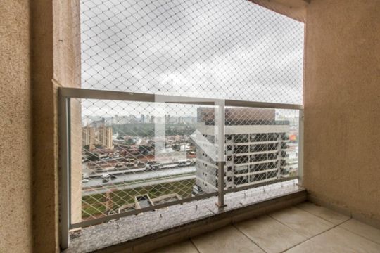 Varanda de casa de condomínio para alugar com 2 quartos, 60m² em Bethaville I, Barueri