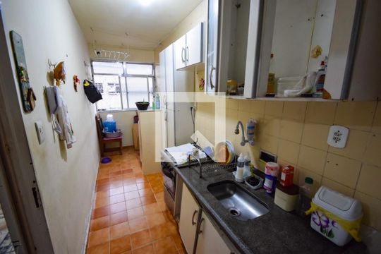 Cozinha de apartamento para alugar com 2 quartos, 102m² em Tomás Coelho, Rio de Janeiro