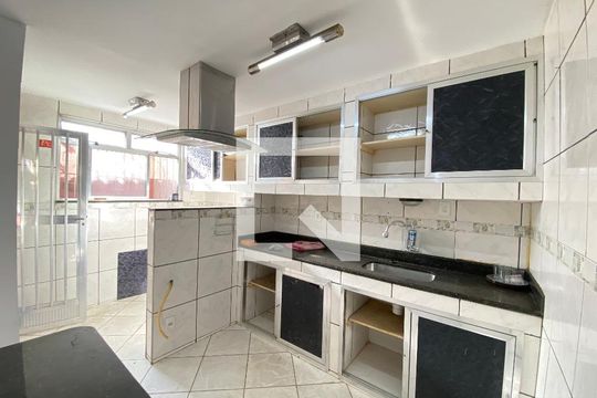 Cozinha de casa à venda com 3 quartos, 162m² em Piedade, Rio de Janeiro