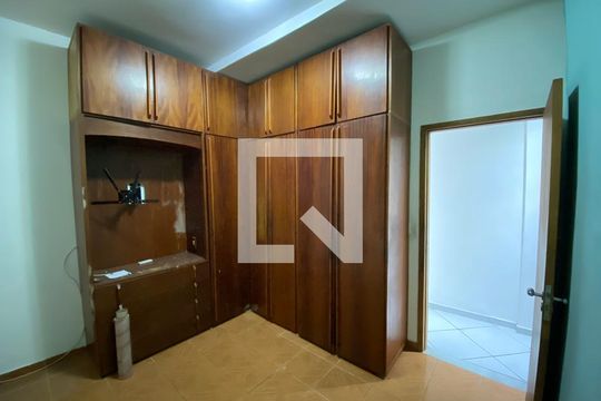 Quarto 1 de casa à venda com 3 quartos, 162m² em Piedade, Rio de Janeiro