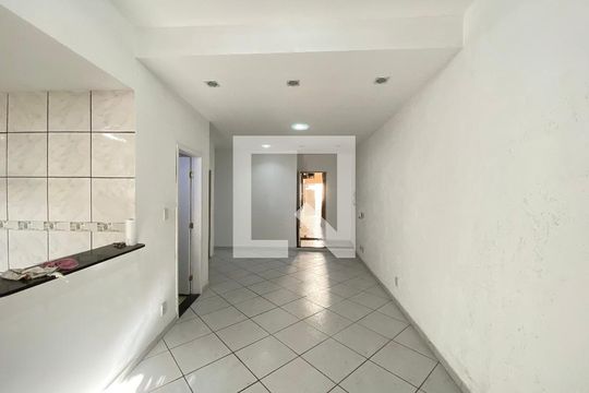 Sala de casa à venda com 3 quartos, 162m² em Piedade, Rio de Janeiro