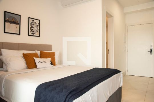 Studio de kitnet/studio para alugar com 1 quarto, 27m² em Indianópolis, São Paulo