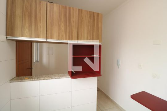 Cozinha de casa para alugar com 1 quarto, 30m² em Chácara Belenzinho, São Paulo