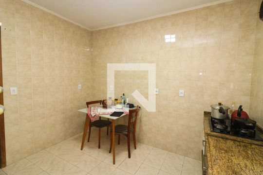Cozinha de casa à venda com 3 quartos, 302m² em Partenon, Porto Alegre