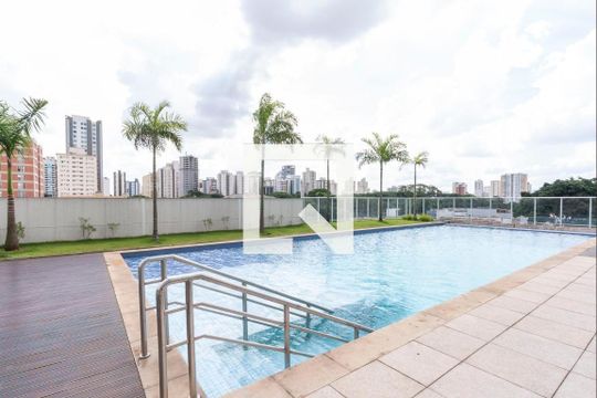 Condomínio - Piscina de apartamento à venda com 2 quartos, 71m² em Vila Gomes Cardim, São Paulo