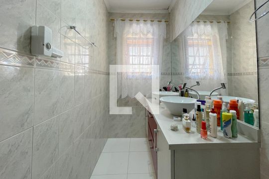 Banheiro - Suíte de casa à venda com 3 quartos, 170m² em Santa Terezinha , São Bernardo do Campo