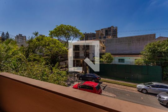 Quarto 2 de casa de condomínio à venda com 4 quartos, 220m² em Três Figueiras, Porto Alegre