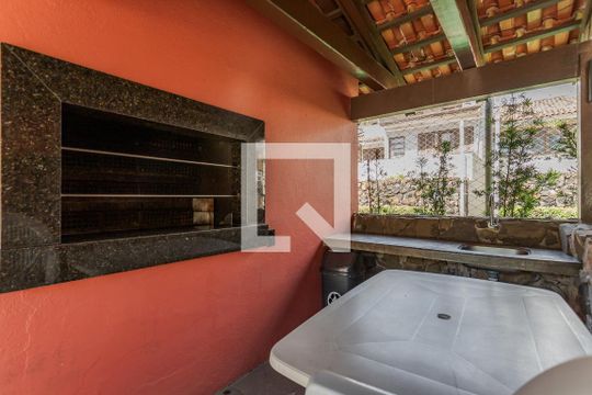 Área comum - Churrasqueira de casa de condomínio à venda com 4 quartos, 220m² em Três Figueiras, Porto Alegre