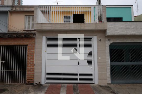 Fachada de casa à venda com 2 quartos, 76m² em Vila Gomes Cardim, São Paulo