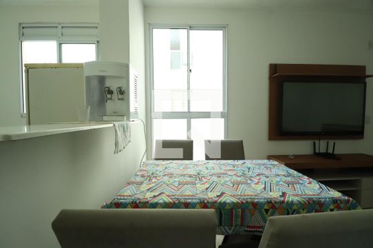 Sala de apartamento para alugar com 2 quartos, 70m² em Chácaras Tubalina E Quartel, Uberlândia