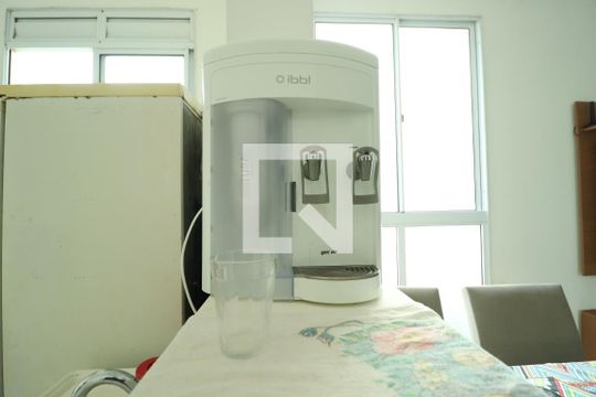 Cozinha de apartamento para alugar com 2 quartos, 70m² em Chácaras Tubalina E Quartel, Uberlândia