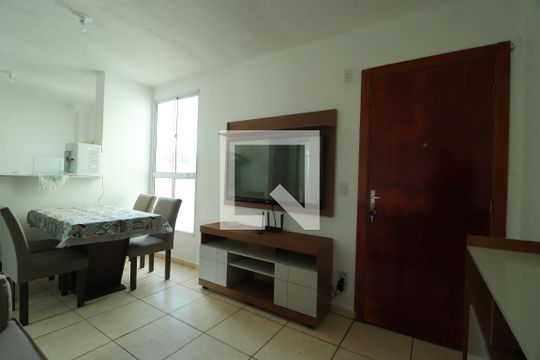 Sala de apartamento para alugar com 2 quartos, 70m² em Chácaras Tubalina E Quartel, Uberlândia