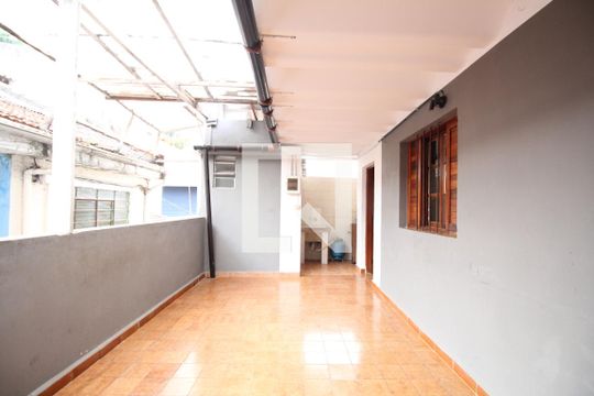 Quintal de casa para alugar com 1 quarto, 90m² em Morumbi, São Paulo