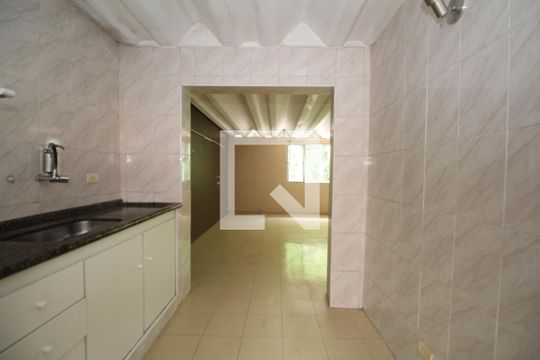 Cozinha de casa para alugar com 1 quarto, 90m² em Morumbi, São Paulo