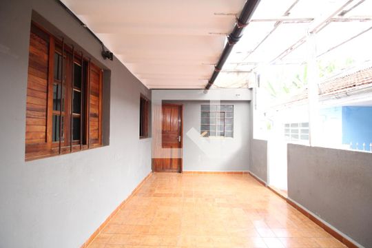 Quintal de casa para alugar com 1 quarto, 90m² em Morumbi, São Paulo