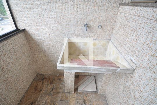 Área de Serviço de apartamento para alugar com 2 quartos, 94m² em Parque Novo Mundo, São Paulo