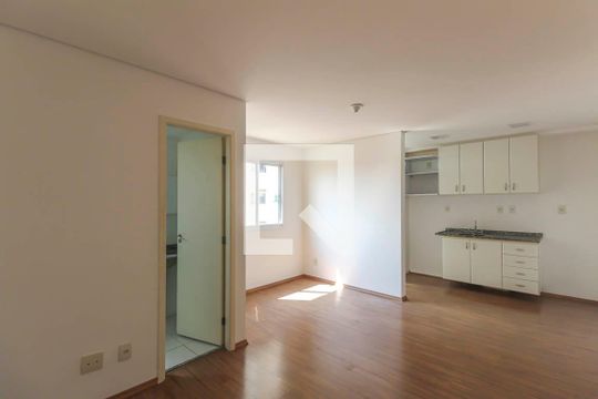 Sala/Quarto de apartamento para alugar com 1 quarto, 36m² em Parque Independencia, São Paulo