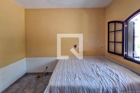 Quarto 1 de casa à venda com 4 quartos, 276m² em Maria Paula, Niterói