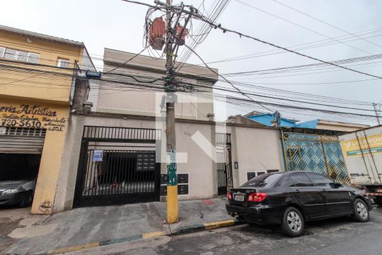 Fachada de casa de condomínio à venda com 2 quartos, 40m² em Jardim Brasil (zona Norte), São Paulo