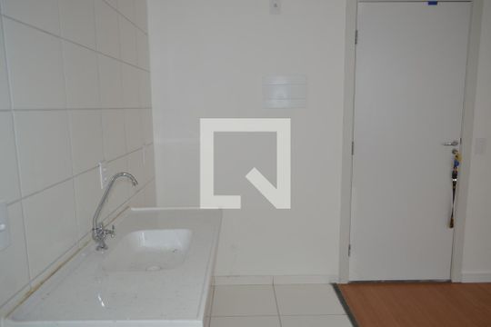 Cozinha de apartamento para alugar com 2 quartos, 39m² em Vila Independência, São Paulo