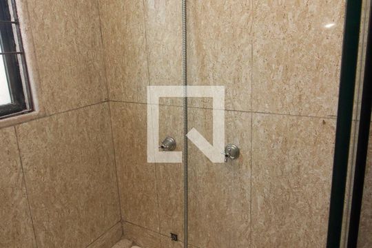 Banheiro da Suíte 1 de casa de condomínio à venda com 3 quartos, 177m² em Ipanema, Porto Alegre