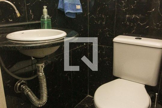 Lavabo de casa de condomínio à venda com 3 quartos, 177m² em Ipanema, Porto Alegre