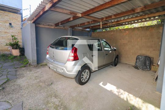 Garagem de casa de condomínio à venda com 3 quartos, 177m² em Ipanema, Porto Alegre