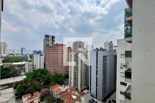 Vista da sala de apartamento à venda com 3 quartos, 180m² em Jardim Paulista, São Paulo
